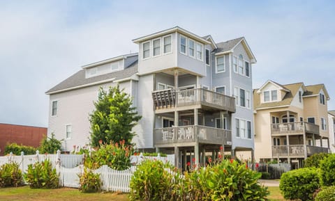 Blue Angel House in Kill Devil Hills