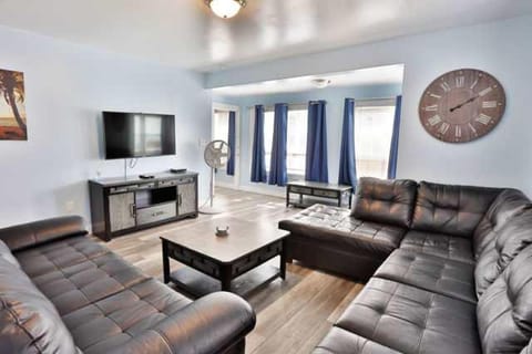 Shortstop Apt 2 All Star Baseball Rentals Apartment in Oneonta