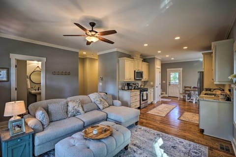 Cozy Southern Pines Retreat 1 Mi to Downtown! Maison in Southern Pines