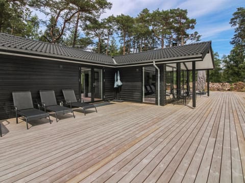 Holiday Home Eliz - 800m from the sea in Bornholm by Interhome House in Bornholm