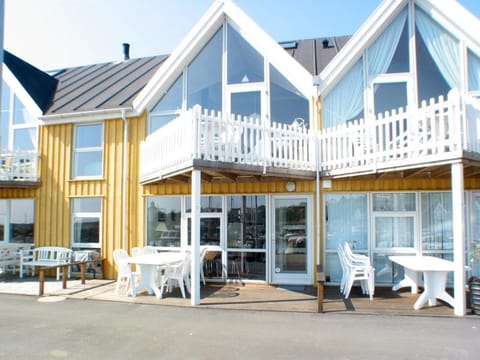 Holiday Home Frigg - 10m from the sea in Bornholm by Interhome House in Bornholm