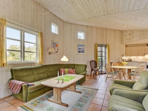 Holiday Home Alma - 400m from the sea in SE Jutland by Interhome House in Augustenborg