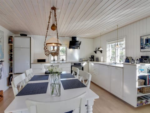 Holiday Home Soleil - 300m from the sea in Western Jutland by Interhome House in Vejers