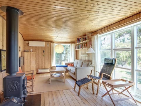 Holiday Home Allydia - 400m from the sea in Western Jutland by Interhome House in Oksbøl