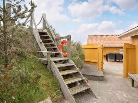Holiday Home Thrond - 200m from the sea by Interhome House in Vejers