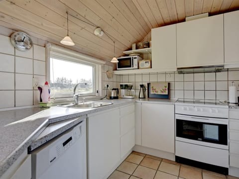 Holiday Home Ansine - 1-2km from the sea in Western Jutland by Interhome House in Vejers
