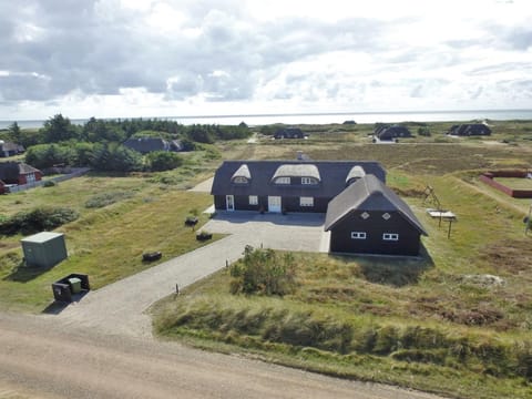 Holiday Home Dorte - 200m from the sea in Western Jutland by Interhome House in Blåvand