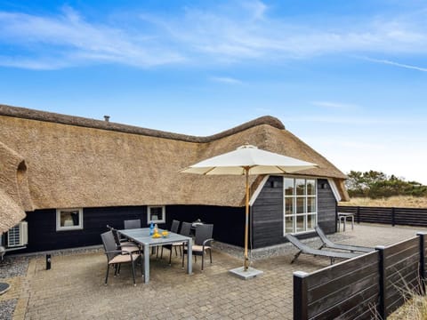 Holiday Home Rother - 100m from the sea in Western Jutland by Interhome House in Blåvand