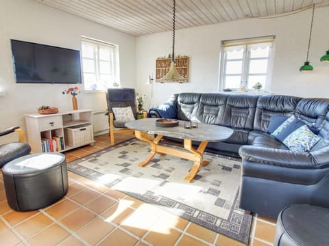 Holiday Home Ebon - 500m from the sea in Western Jutland by Interhome House in Søndervig