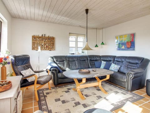 Holiday Home Ebon - 500m from the sea in Western Jutland by Interhome House in Søndervig