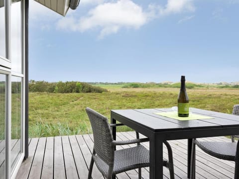 Holiday Home Luzia - 1-2km from the sea in Western Jutland by Interhome House in Ringkobing