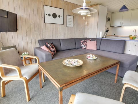 Holiday Home Babo - from the sea in Western Jutland by Interhome House in Ringkobing