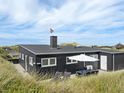 Holiday Home Carstina - 400m from the sea in Western Jutland by Interhome House in Ringkobing