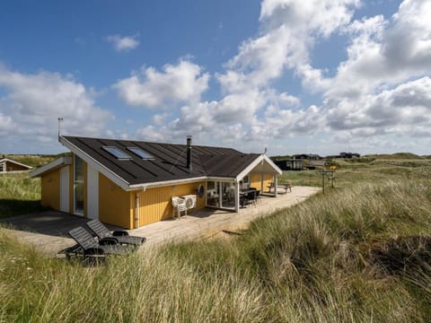 Holiday Home Malgest - 100m from the sea in Western Jutland by Interhome House in Hvide Sande