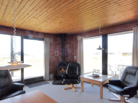 Holiday Home Rami - from the sea in Western Jutland by Interhome House in Hvide Sande