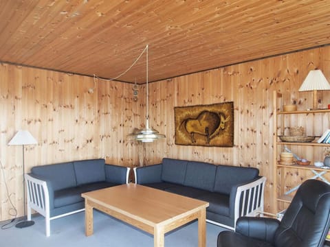 Holiday Home Alka - from the sea in Western Jutland by Interhome House in Hvide Sande