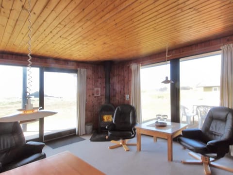 Holiday Home Alka - from the sea in Western Jutland by Interhome House in Hvide Sande