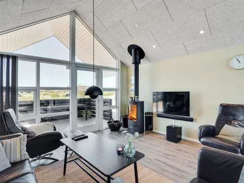 Holiday Home Eliena - 500m from the sea in Western Jutland by Interhome House in Hvide Sande