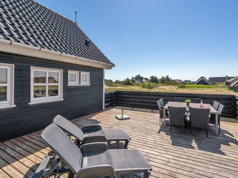 Holiday Home Eliena - 500m from the sea in Western Jutland by Interhome House in Hvide Sande