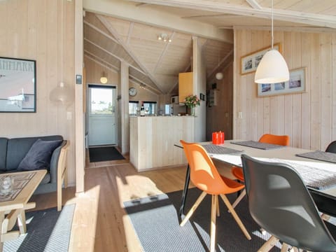 Holiday Home Kiran - 200m from the sea by Interhome House in Løkken