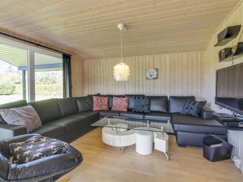 Holiday Home Susan - 600m from the sea in NW Jutland by Interhome House in Løkken