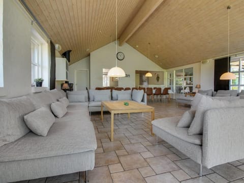 Holiday Home Berenika - 500m from the sea in NW Jutland by Interhome Casa in Løkken