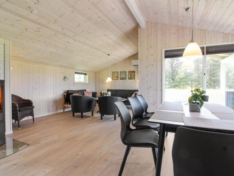 Holiday Home Daje - 600m from the sea in NW Jutland by Interhome House in Løkken