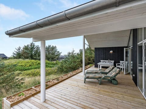 Holiday Home Elna - 400m from the sea in NW Jutland by Interhome House in Løkken