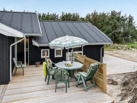 Holiday Home Elna - 400m from the sea in NW Jutland by Interhome House in Løkken