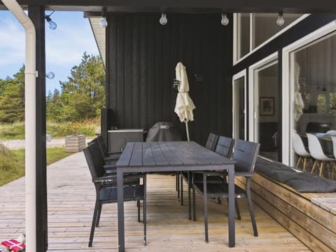 Holiday Home Nilson - 1-4km from the sea in NW Jutland by Interhome Casa in Blokhus