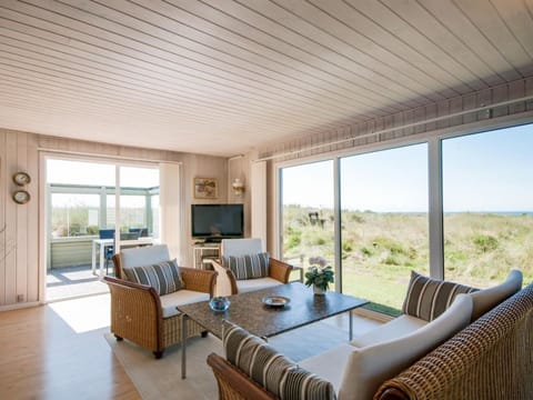 Holiday Home Diuri - 400m from the sea in NW Jutland by Interhome House in Løkken