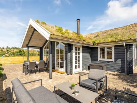 Holiday Home Annemie - 1-8km from the sea in NW Jutland by Interhome House in Løkken