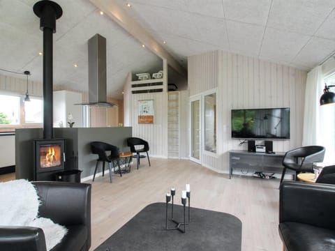 Holiday Home Franke - 800m from the sea in NW Jutland by Interhome Haus in Lønstrup