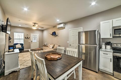 Pet-Friendly Murray Vacation Rental with Grill! Haus in Lake Barkley
