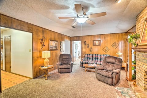 Midland Vacation Rental Close to Downtown Condo in Midland