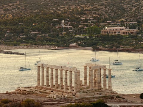 Nearby landmark, Natural landscape, Landmark view