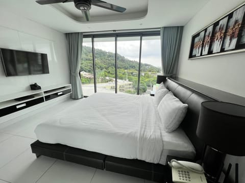 Twin Sands Resort Penthouse Resort in Patong