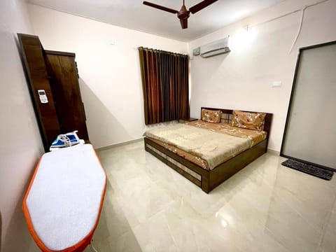 Holiday Home #Vibrant#Hear of the City #Family Only Haus in Mangaluru