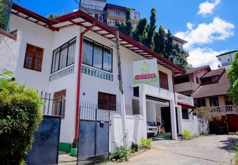 Property building, Day, Neighbourhood, Street view