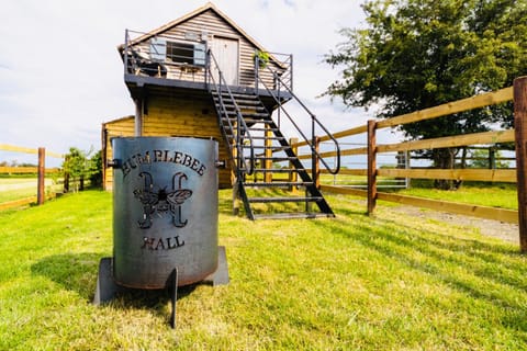 The Treehouse at Humblebee Hall Luxury tent in Wychavon District