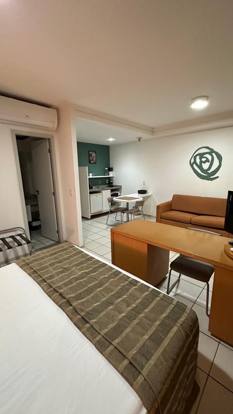 Praia do Canto Apart Hotel quarto sala varanda - andar alto Apartment in Vitoria