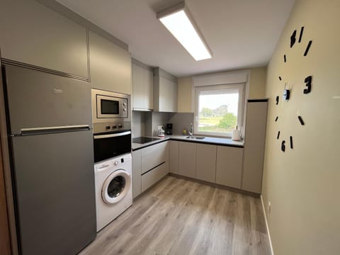 Kitchen or kitchenette, dishwasher, minibar, pet friendly, stove, washing machine