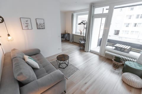 Balcony/Terrace, Living room