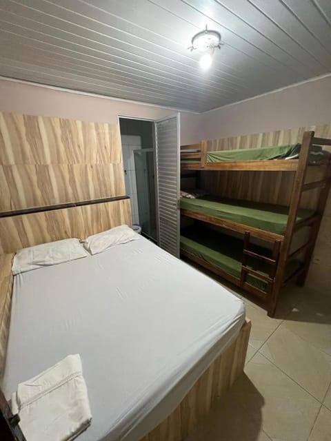 Bed, Photo of the whole room, Bedroom, bunk bed