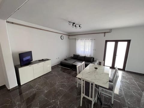 Ferienwohnung für 5 Personen ca 70 qm in Rovinj, Istrien Istrische Riviera Appartement in Cademia ulica