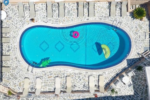 Bird's eye view, Swimming pool