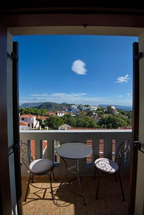 Natural landscape, View (from property/room), Balcony/Terrace, Balcony/Terrace, Mountain view