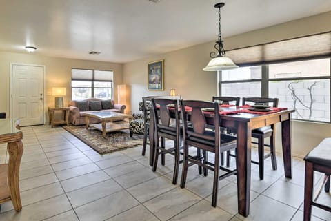 Casa Grande Home Near Golf, Dining and Shops! Casa in Casa Grande