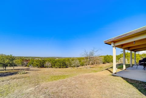 Spicer Hill Hideaway House in Kerrville