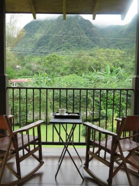 Vista Gaital/ Gaital View Chalet in Coclé Province, Panama